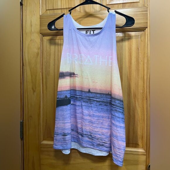 F.I.T. Brand size L beautiful beach scene Breathe tank top - Picture 1 of 9